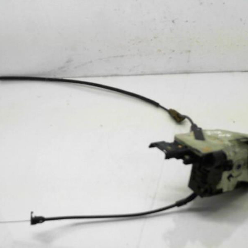 Serrure avant droit PEUGEOT 207