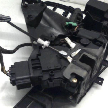 Serrure avant droit FORD C-MAX 1