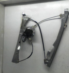 Leve vitre electrique avant droit RENAULT CLIO 3 Photo n°4