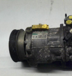 Compresseur clim PEUGEOT 407 Photo n°1