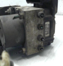 Bloc ABS (freins anti-blocage) RENAULT CLIO 2 Photo n°3