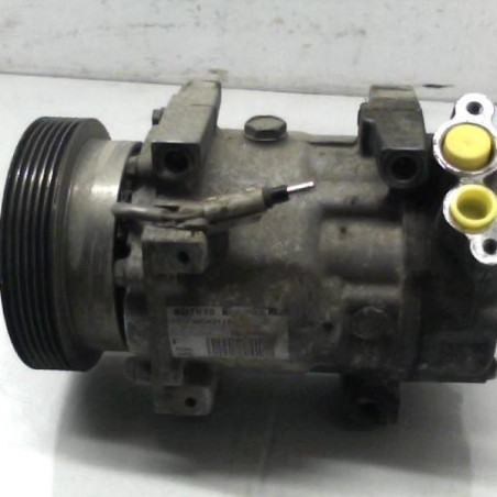 Compresseur clim DACIA SANDERO 1 Photo n°1