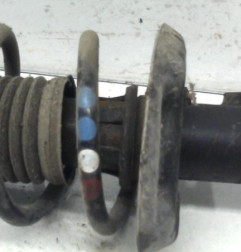 Amortisseur avant droit VOLKSWAGEN SCIROCCO 3 Photo n°6