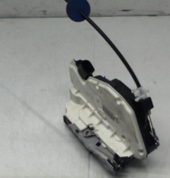 Serrure avant droit VOLKSWAGEN SCIROCCO 3