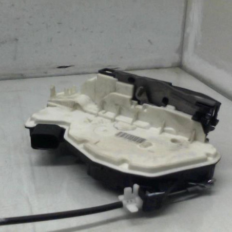 Serrure avant gauche VOLKSWAGEN SCIROCCO 3