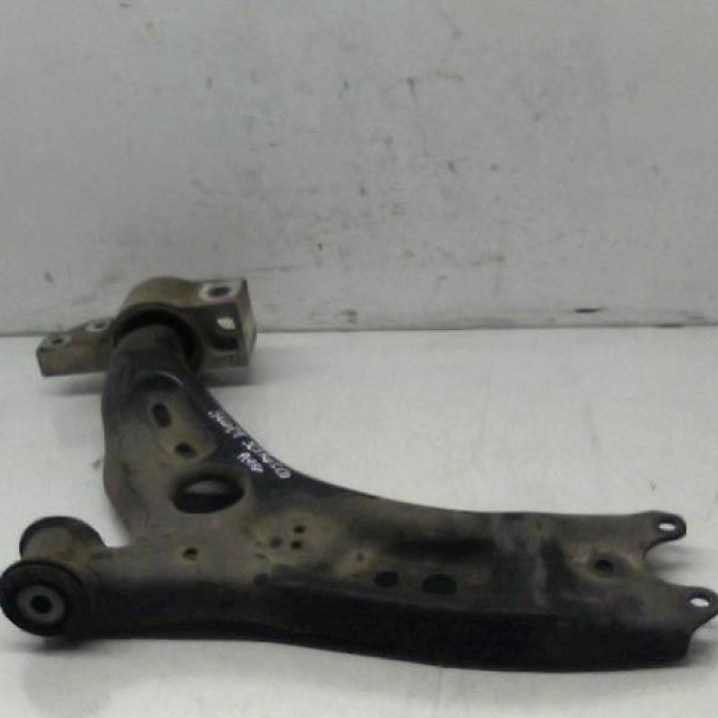 Triangle avant gauche VOLKSWAGEN SCIROCCO 3