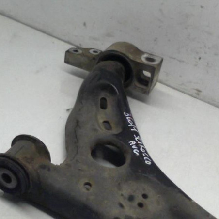 Triangle avant gauche VOLKSWAGEN SCIROCCO 3