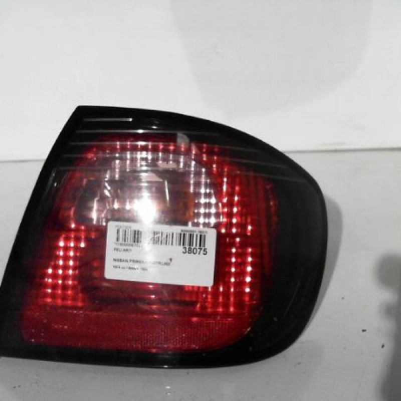 Feu arriere principal droit (feux) NISSAN PRIMERA 2