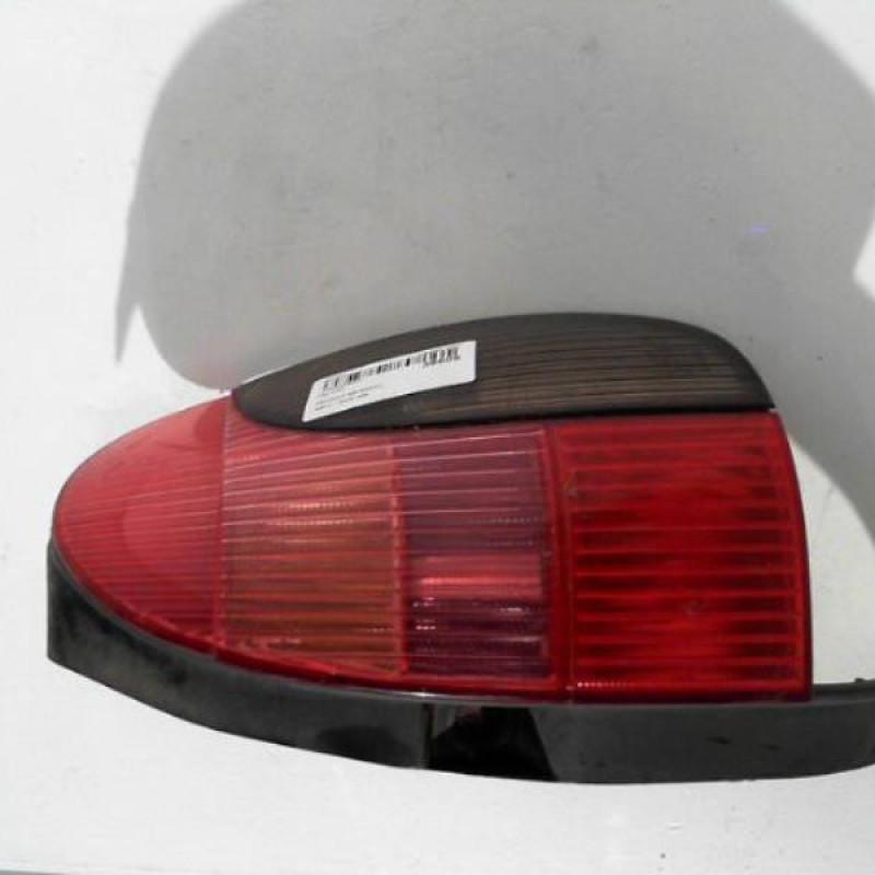 Feu arriere principal droit (feux) PEUGEOT 306
