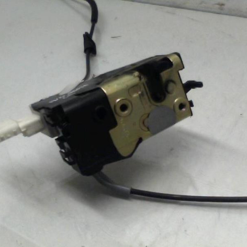 Serrure avant droit CITROEN C4 1