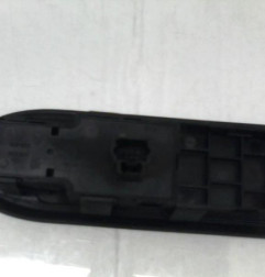 Interrupteur de leve vitre avant gauche PEUGEOT 407