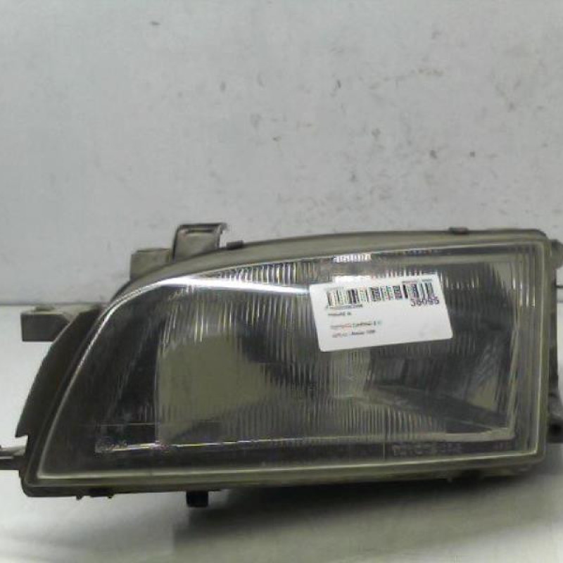 Optique avant principal gauche (feux)(phare) TOYOTA CARINA 3