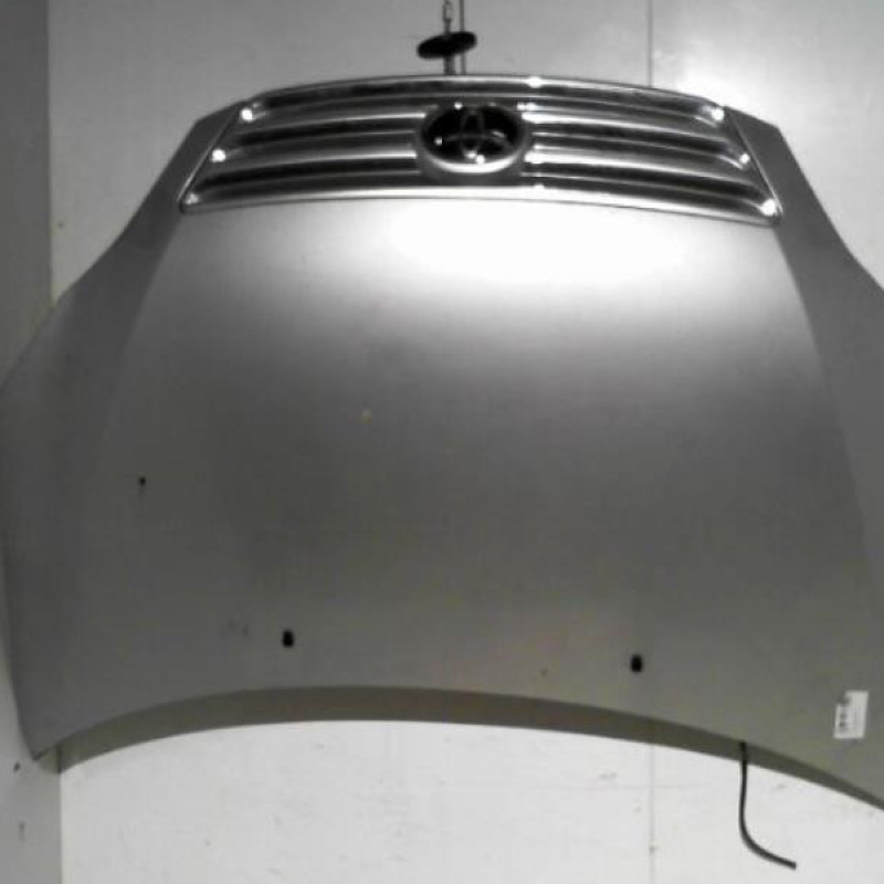 Capot TOYOTA AVENSIS VERSO