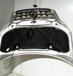 Capot TOYOTA AVENSIS VERSO Photo n°3