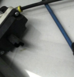 Leve vitre electrique avant droit CITROEN C2 Photo n°3