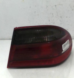 Feu arriere principal droit (feux) MERCEDES CLASSE E 210 Photo n°4