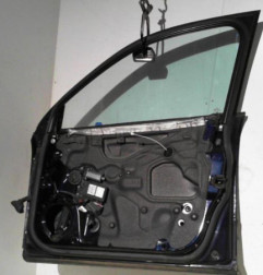 Porte avant droit AUDI A4 2 Photo n°6