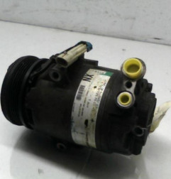 Compresseur clim OPEL MERIVA A Photo n°3