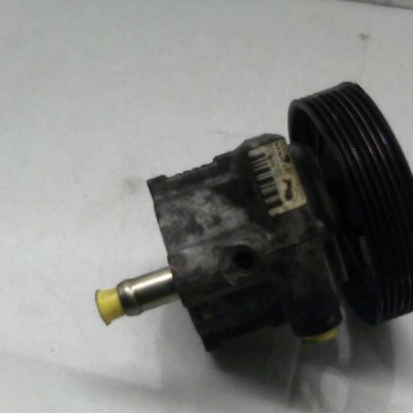 Pompe de direction RENAULT LAGUNA 2 Photo n°1