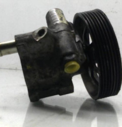 Pompe de direction RENAULT LAGUNA 2 Photo n°5