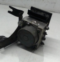 Bloc ABS (freins anti-blocage) RENAULT MODUS Photo n°1