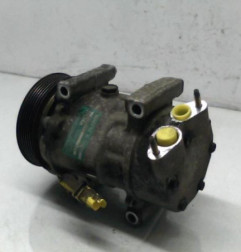 Compresseur clim PEUGEOT 307 Photo n°3