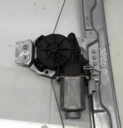 Leve vitre electrique avant droit PEUGEOT 207+ Photo n°5