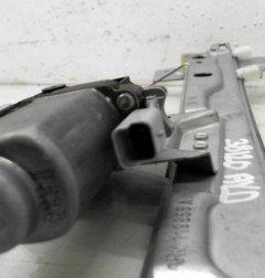 Leve vitre electrique avant droit PEUGEOT 207+ Photo n°6