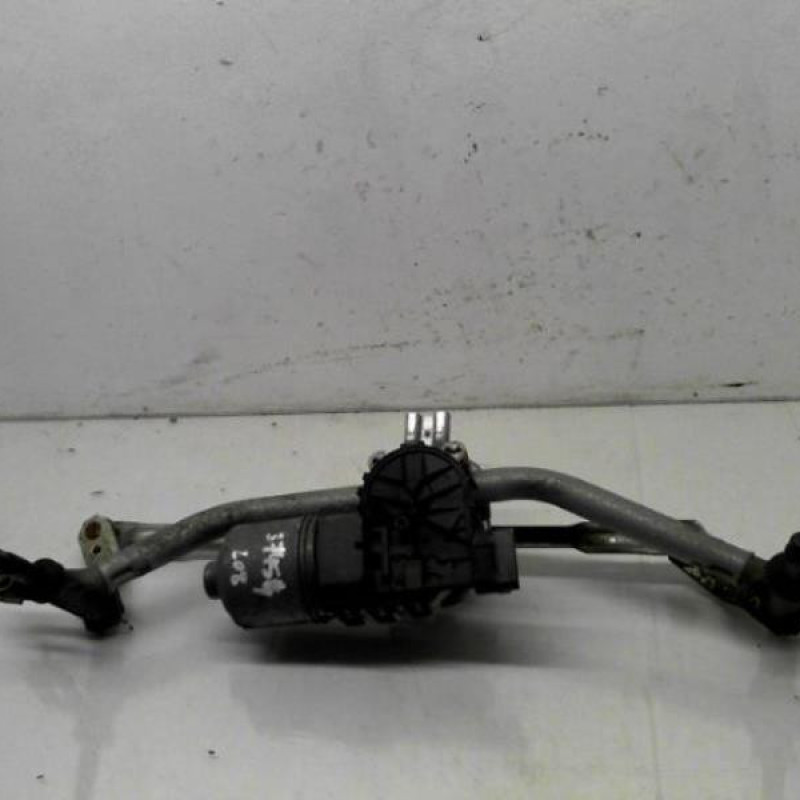 Moteur essuie glace avant PEUGEOT 208 1