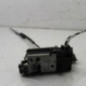 Serrure arriere droit PEUGEOT 208 1