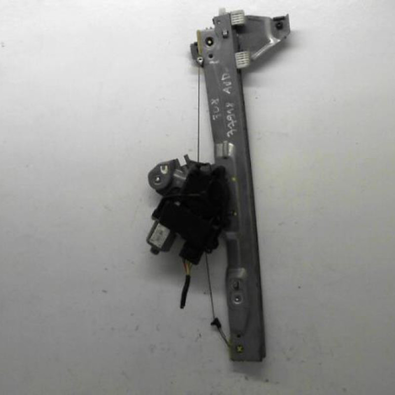 Leve vitre electrique avant droit PEUGEOT 308 1