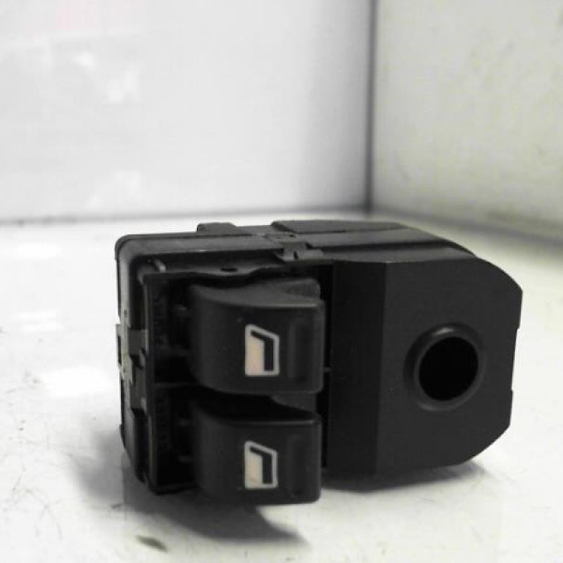 Interrupteur de leve vitre avant gauche PEUGEOT 306