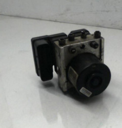 Bloc ABS (freins anti-blocage) CITROEN C3 2 Photo n°4