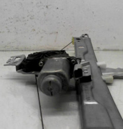 Leve vitre electrique avant droit PEUGEOT 207+ Photo n°6