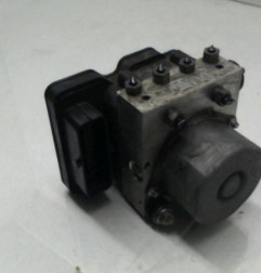 Bloc ABS (freins anti-blocage) VOLKSWAGEN POLO 5 Photo n°4