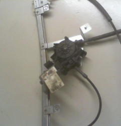 Leve vitre electrique avant droit PEUGEOT 206