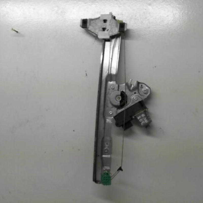 Leve vitre electrique avant droit PEUGEOT 308 1