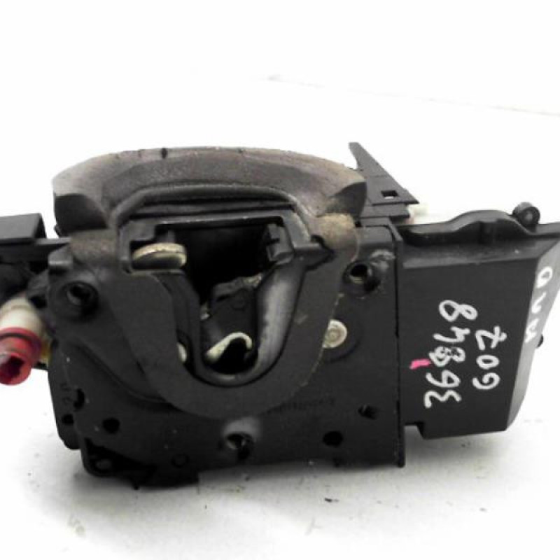 Serrure arriere droit PEUGEOT 607