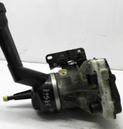 Pompe de direction PEUGEOT 308 1 Photo n°1