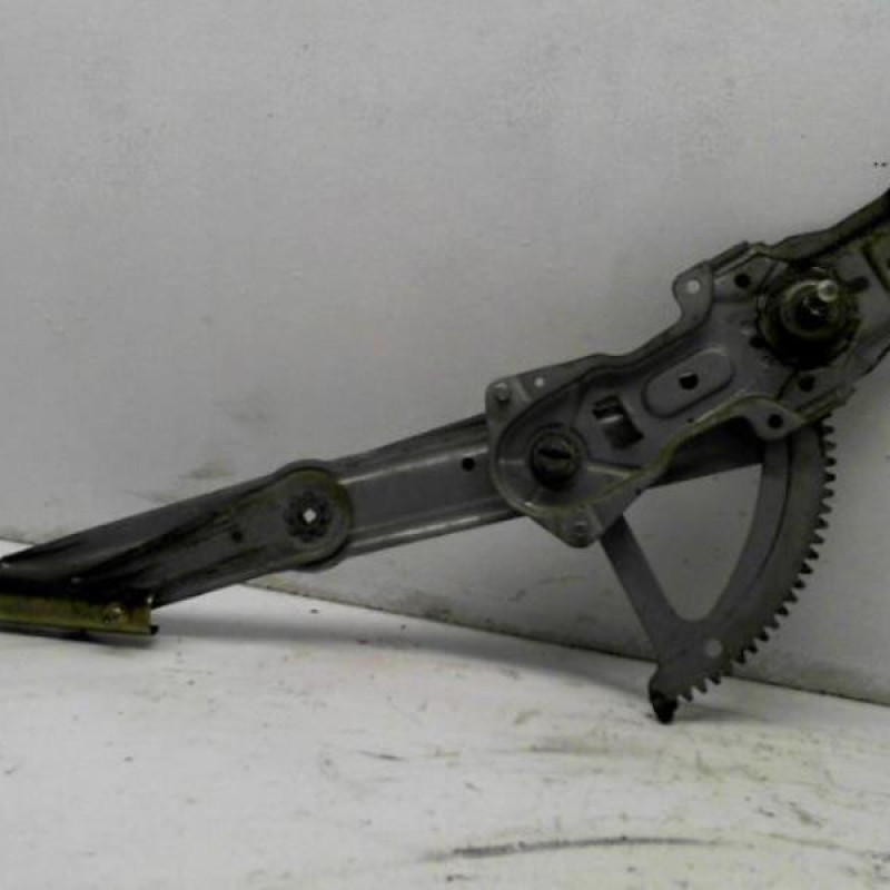 Leve vitre mecanique arriere gauche PEUGEOT 205