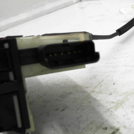 Serrure arriere gauche PEUGEOT 208 1