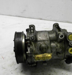 Compresseur clim PEUGEOT 407 Photo n°1