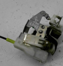 Serrure arriere gauche PEUGEOT 107