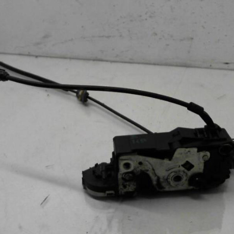 Serrure avant droit PEUGEOT 207+