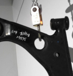 Triangle avant droit PEUGEOT BIPPER Photo n°6