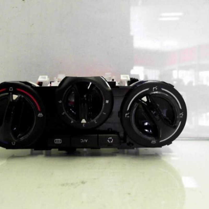 Commande chauffage PEUGEOT 208 1