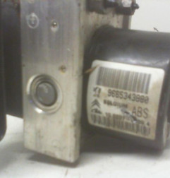 Bloc ABS (freins anti-blocage) PEUGEOT 207 Photo n°6