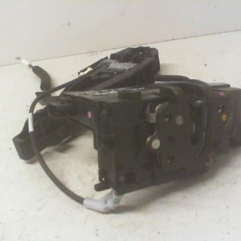 Serrure avant droit PEUGEOT 308 2