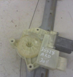 Leve vitre electrique arriere droit PEUGEOT 308 2 Photo n°5