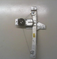 Leve vitre mecanique arriere gauche PEUGEOT 207 Photo n°1